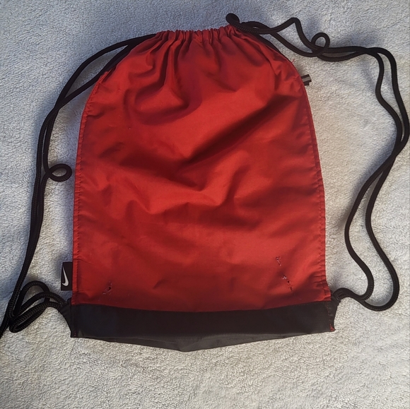 Nike Team Training Gym Drawstring Backpack for UNM Lobos - Picture 2 of 11